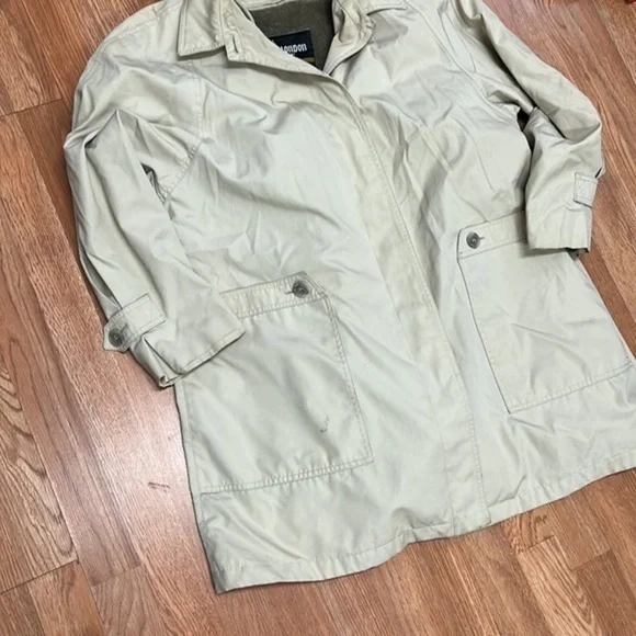 London fog women’s jacket - Picture 2 of 3